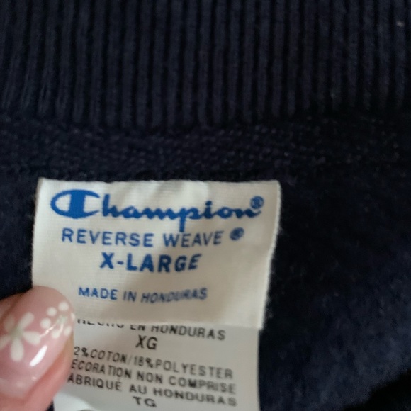 Sweatshirt - Picture 4 of 4